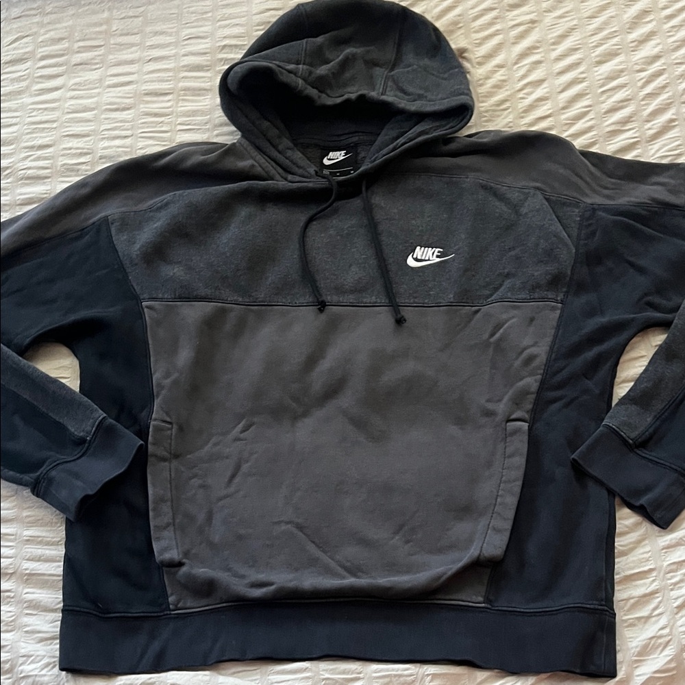 Nike Two-Tone Black and Charcoal Hooded Pullover